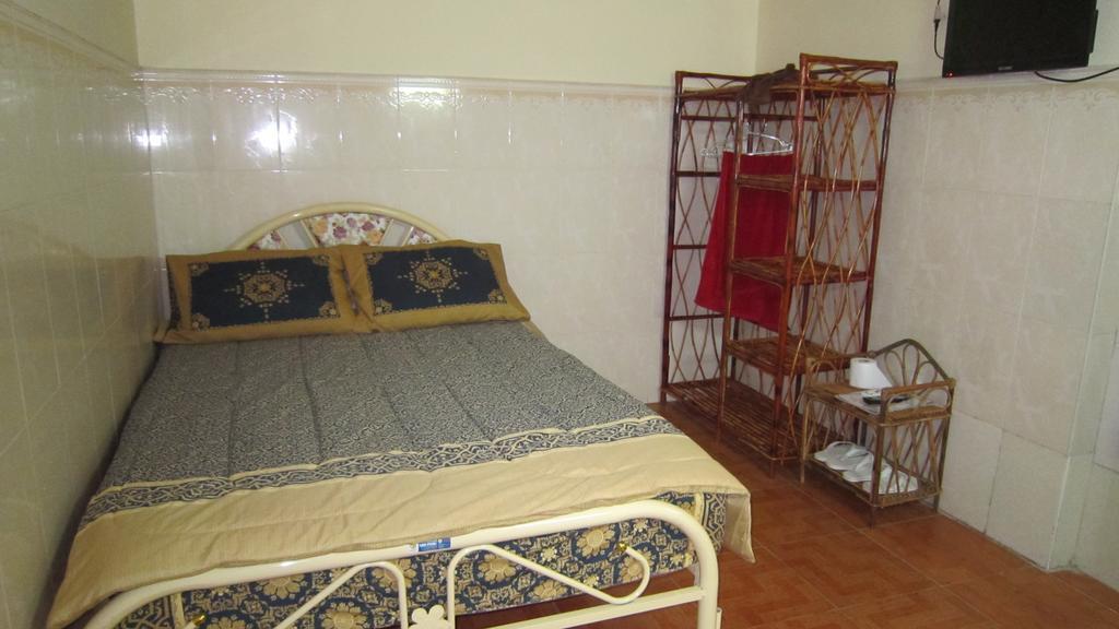 Jun Jun Guesthouse Пном Пен Екстериор снимка