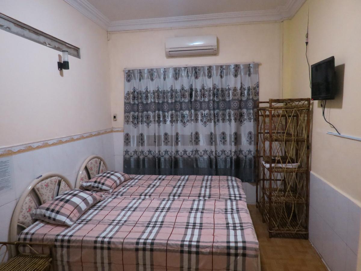 Jun Jun Guesthouse Пном Пен Екстериор снимка